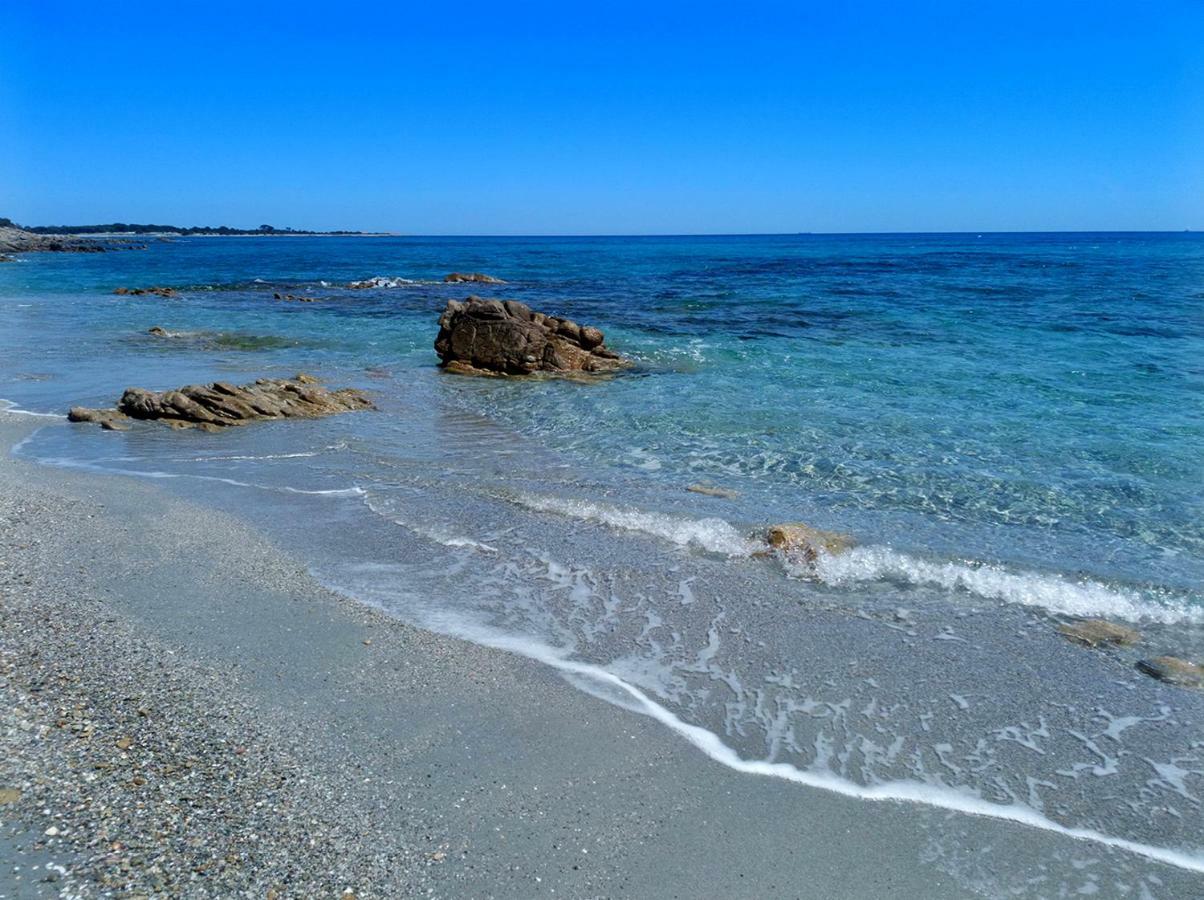 Hotel Camping Porto Sosàlinos Cala Liberotto Esterno foto